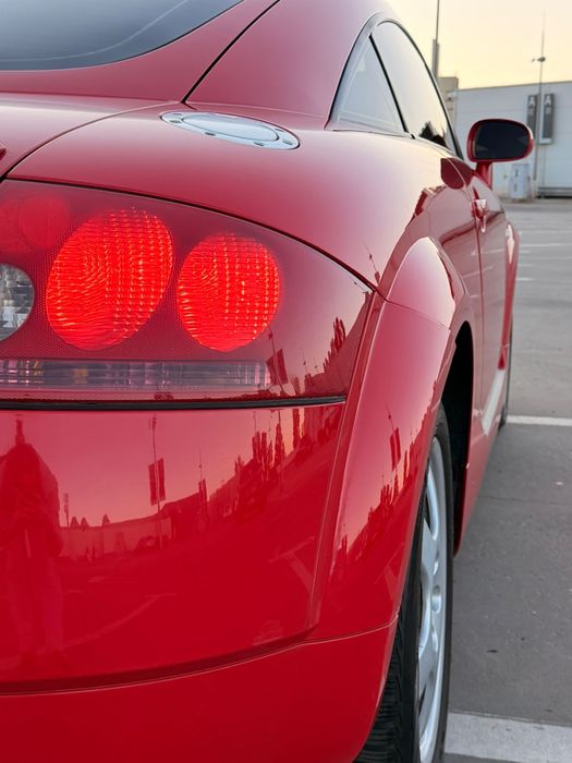 Продам автомобіль Audi TT