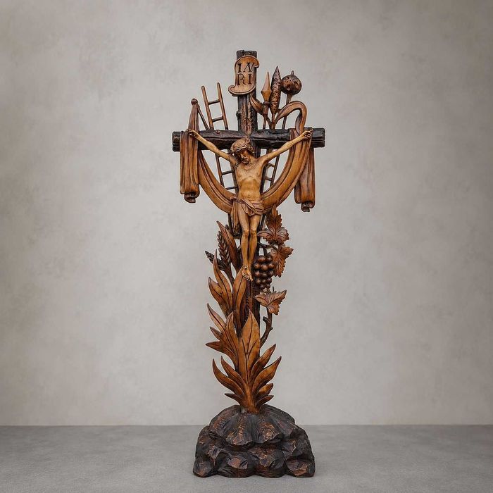 Antyczny rzeźbiony krzyż drewniana rzeźba Chrystusa ok. 1900, 60cm