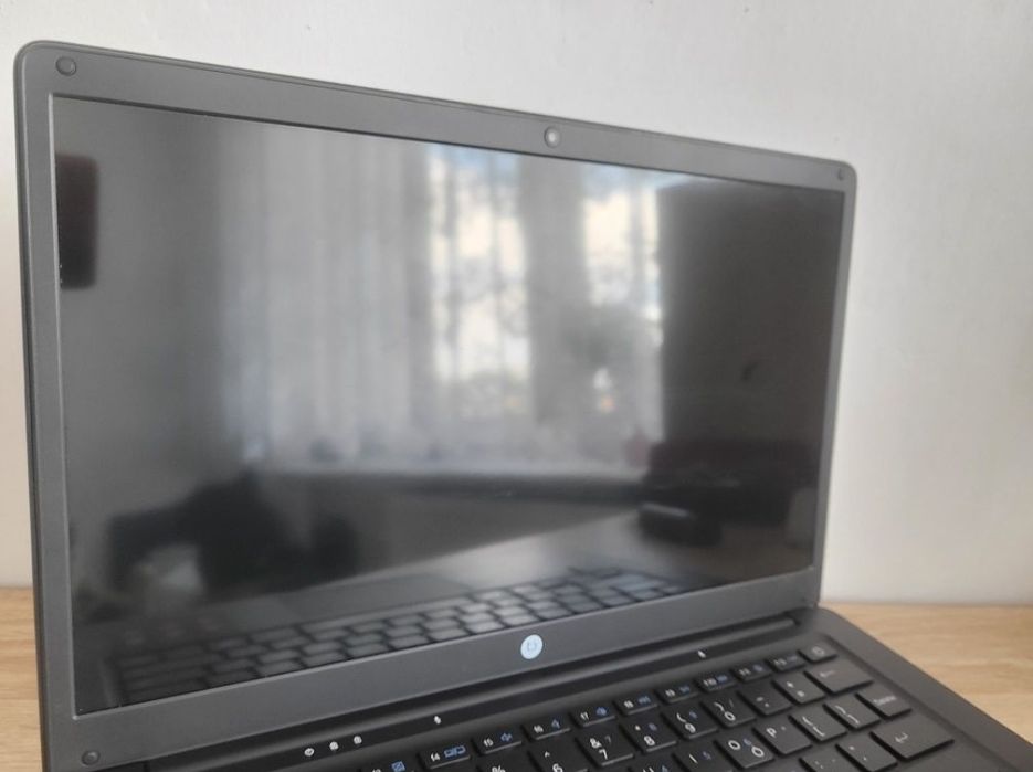 Laptop techbite zin 14.1  bis