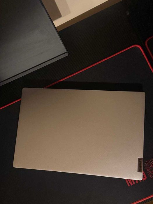 Lenovo IdeaPad 5 (15ALC05)