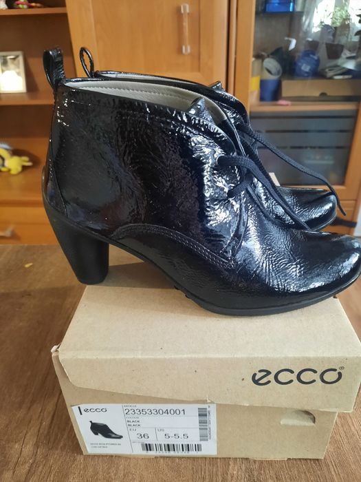 Botki Ecco skórzane lakierowane 36 damskie