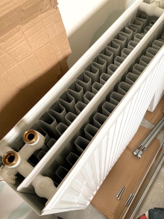 3 Nowe grzejniki V22, 21 KV-S wys.900/600x70, 900/400x100,900/600x160