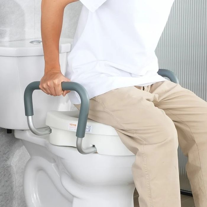 Assento sanitário elevado VEVOR 5" (12,7 cm) com altura elevada de 350 lbs/158,8 kg para vasos sanitários