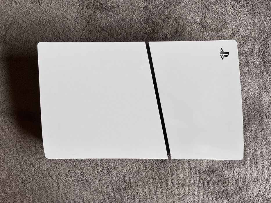 PS5 - slim - digital // + comando extra (black)