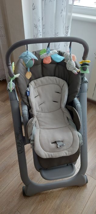 Продам дитячий стільчик для годування Chicco Polly  Magic Relax