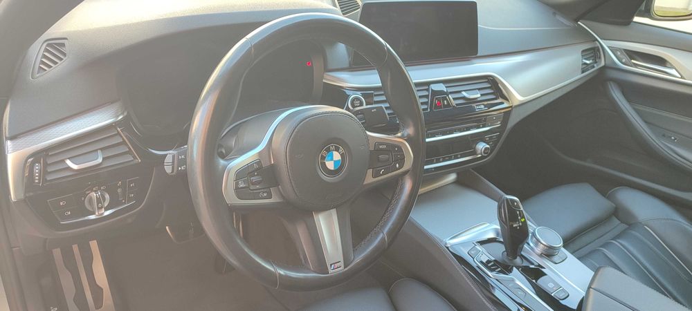 BMW 530e  híbrido plug in 2021
