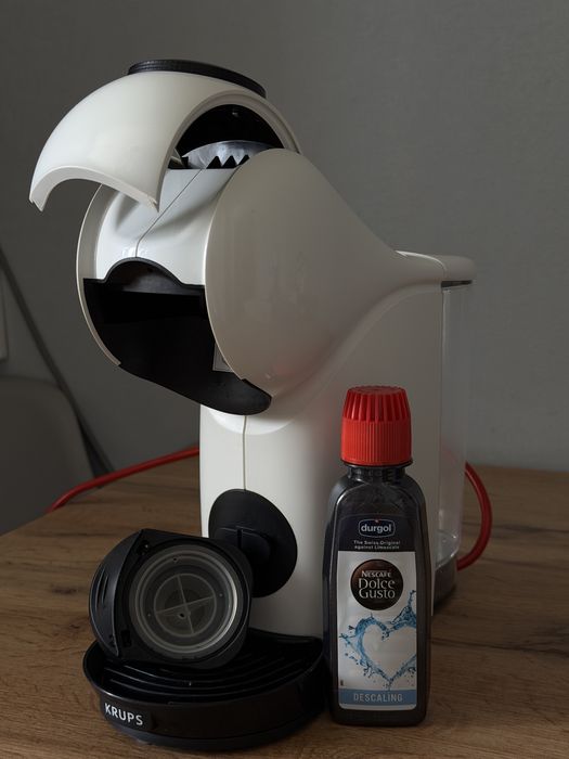 Капсульна кавова машина Krups NESCAFÉ Dolce Gusto Genio S (модель KP240131)