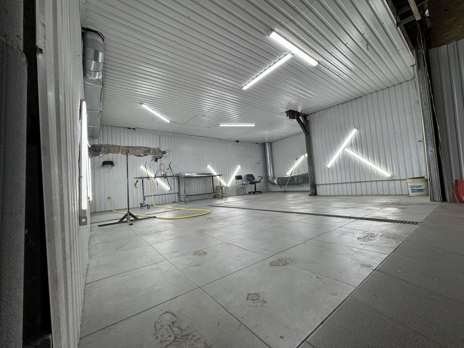 Ареда подъемника место на СТО механик маляр