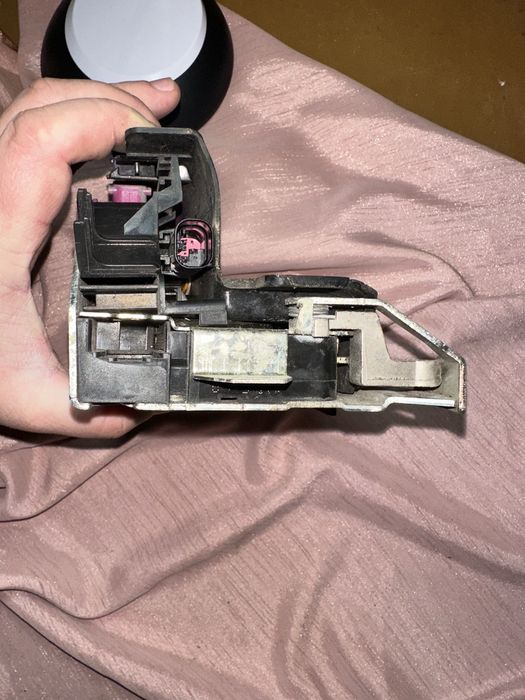 Замок двері водія бмв е 39