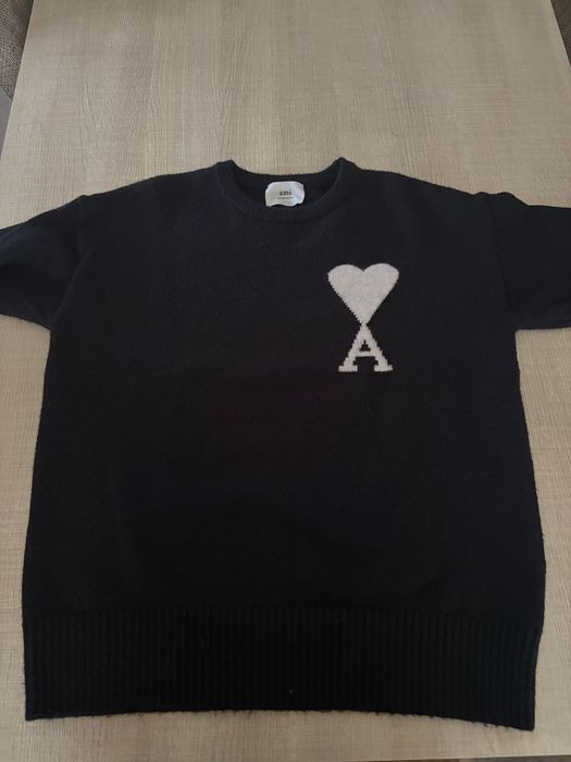 Sweat Amiri preta