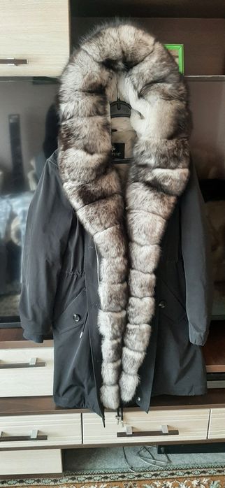 Продам куртки (парки)