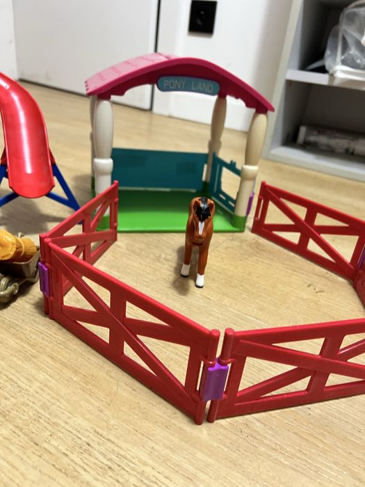 Schleich Końska Stajnia 42485