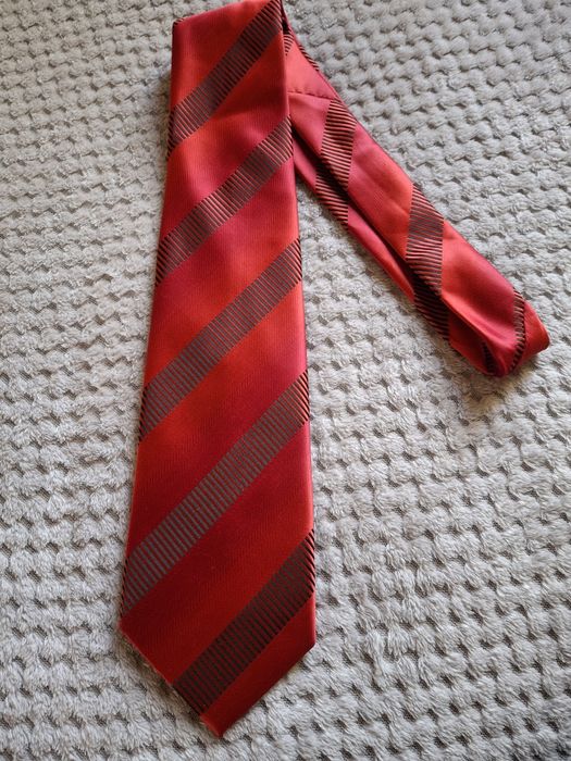 Галстук красный мужской