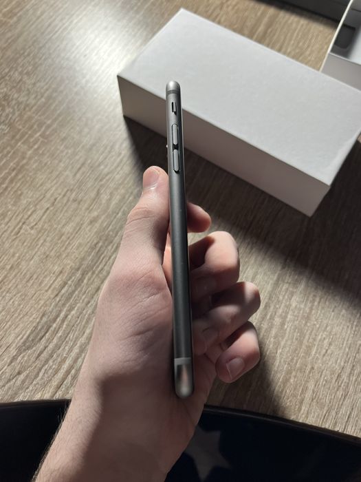 Iphone 6 32gb + наушники