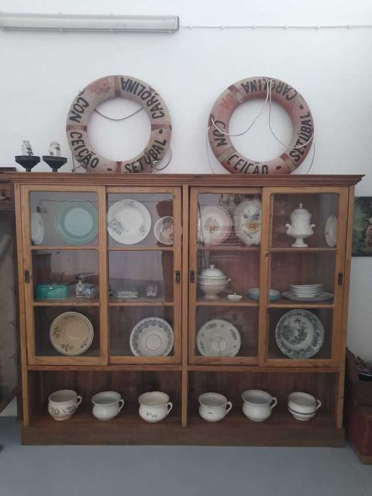 Móvel de Antiga Mercearia