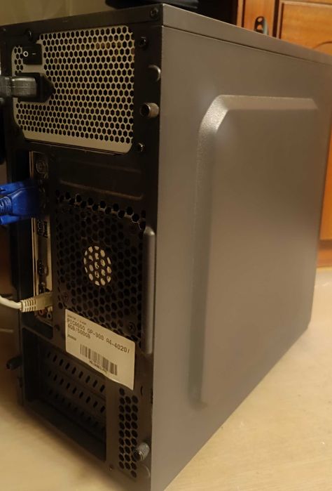 Komputer stacjonarny dysk 500GB. Win.10
