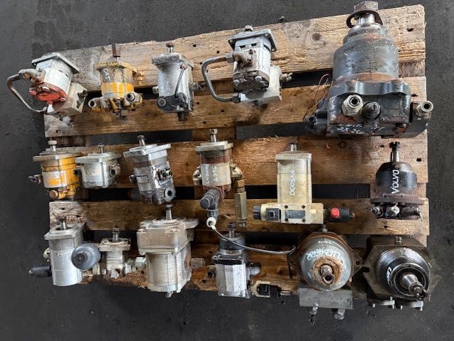 Silnik hydrauliczny do chłodnicy liebherr volvo cat hitachi