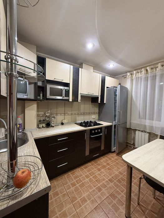 Здам в оренду 3к.кв на вулиці Героїв Крут