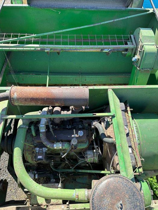 Комбайн John Deere 952
