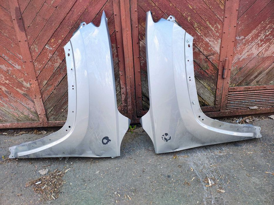 Jeep compass крило переднє(пошкоджене)