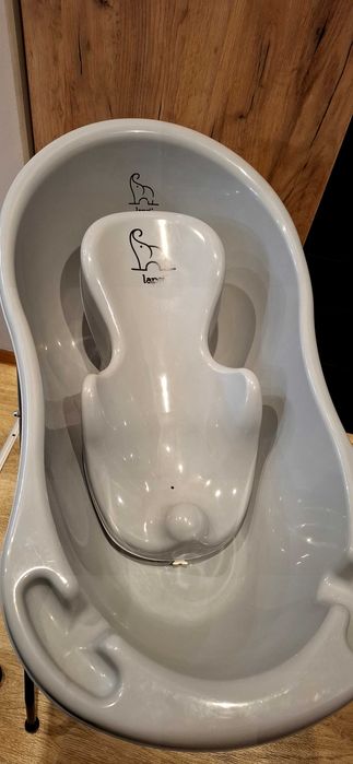 Wanienka dla dziecka na stelażu