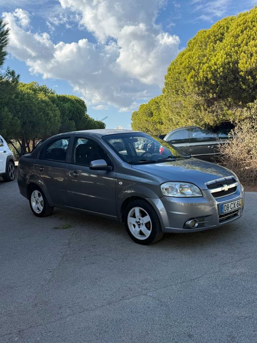 Chevrolet Aveo LT 1.4 • 160.000 km • Económico • 5 Lugares • 2007