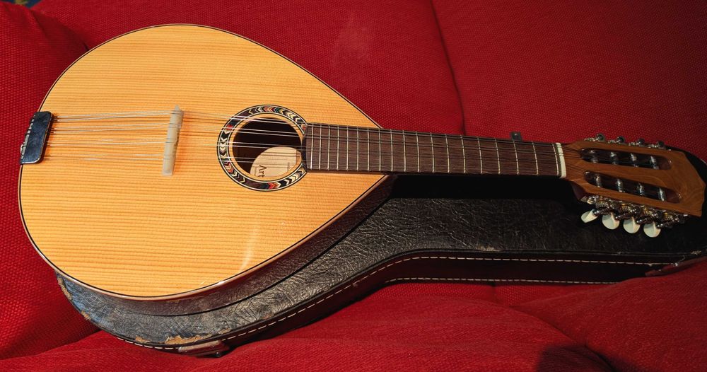 Bandolim Português Artimúsica BD40TC