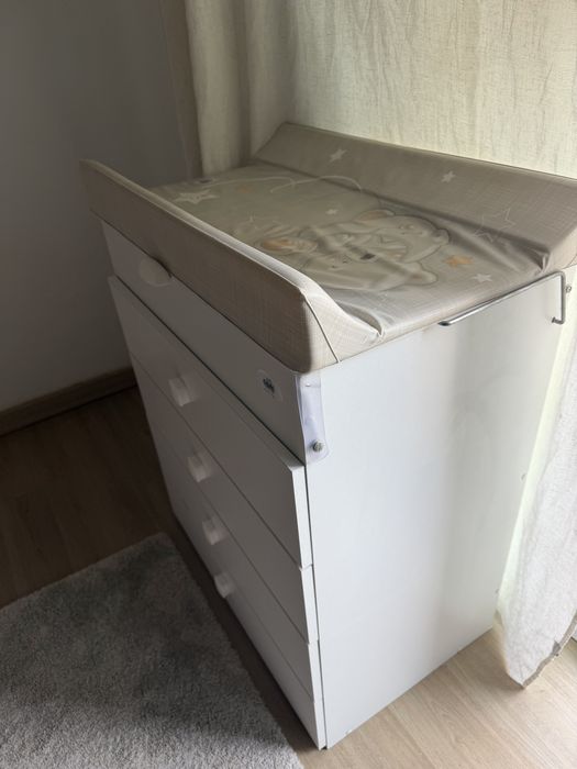 Cómoda com banheira