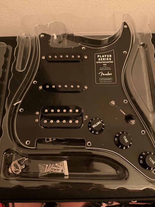 Pickguard Fender