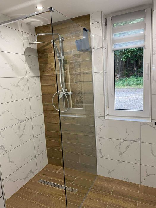 Domek na wynajem Kaszuby, balia ogrodowa z widokiem na jezioro