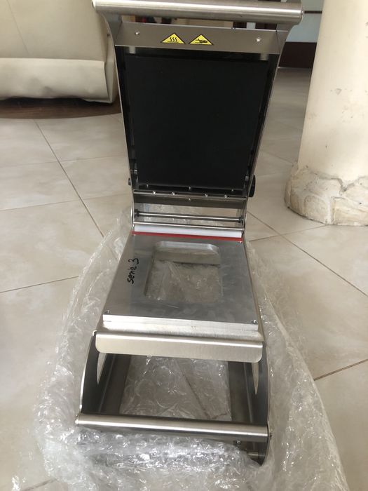 Zgrzewarka do tacek RK 1900