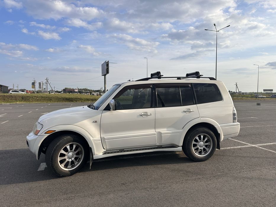Mitsubishi Pajero 3 2005