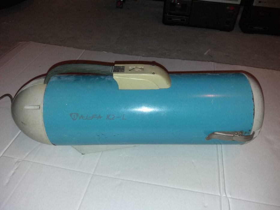 Stary Odkurzacz Alfa K2 z 1970 roku