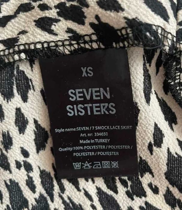 Spódnica mini, Seven Sisters, rozmiar XS