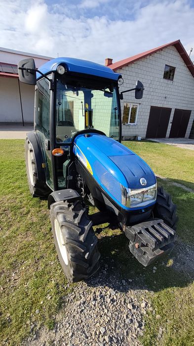 New Holland T 3040
