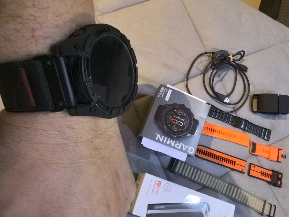 Garmin Fénix 8 Amoled Safira 51mm + Extras