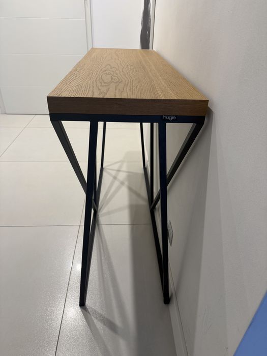 Konsola Hugle w stylu loft