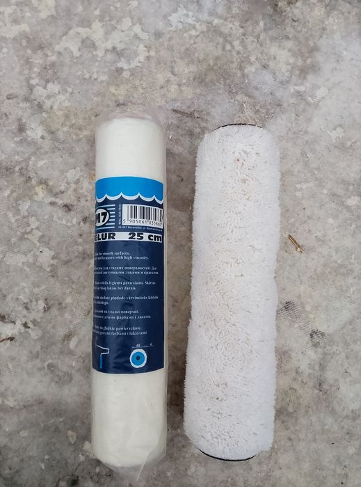 Валик под лак  25 см.