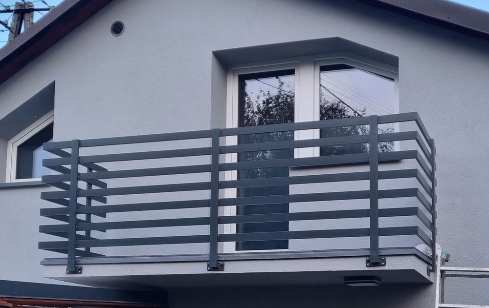 Balustrady wewnętrzne i zewnętrzne, francuzy, harfa