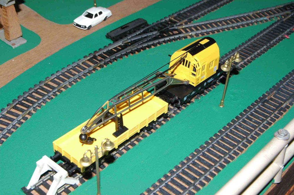 Vagão Grua MARKLIN HO com rodados metálicos CC