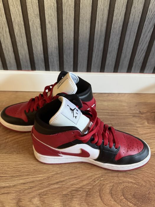 Tênis Air Jordan 1 Mid “Bred Toe” – Original