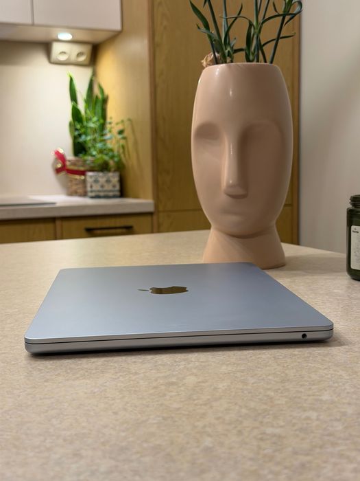 MacBook Air 13” M4 16GB RAM 256GB SSD Gwarancja Apple