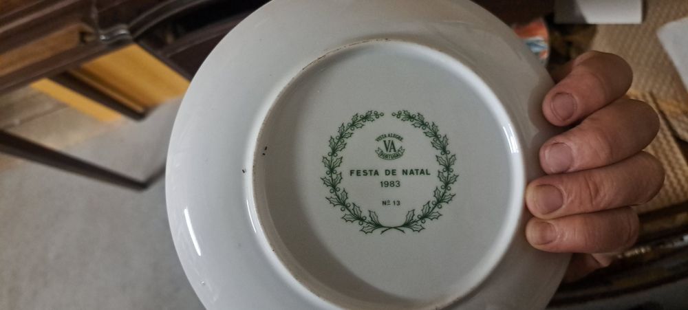 Pratos de Natal Vista Alegre, vários anos vários preços