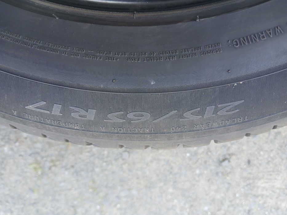 Opony 215/65/17 Michelin bieżnik 5mm F-VAT