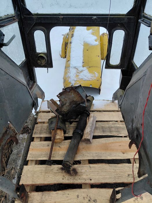 Kabina,maska,błotniki C4011,355,360