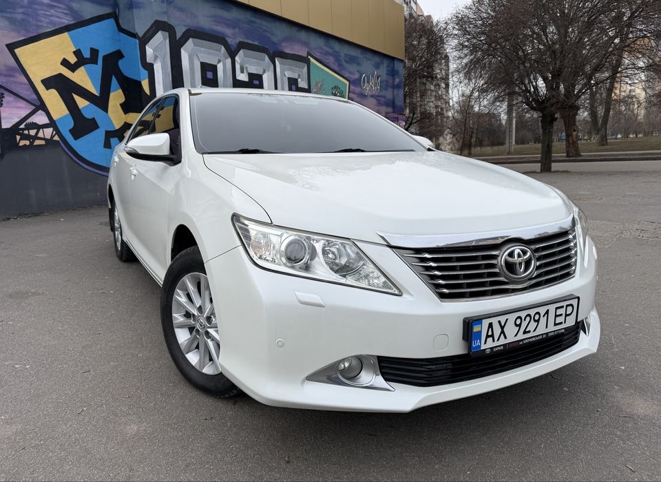 Продам Toyota Camry 50 (Официал)