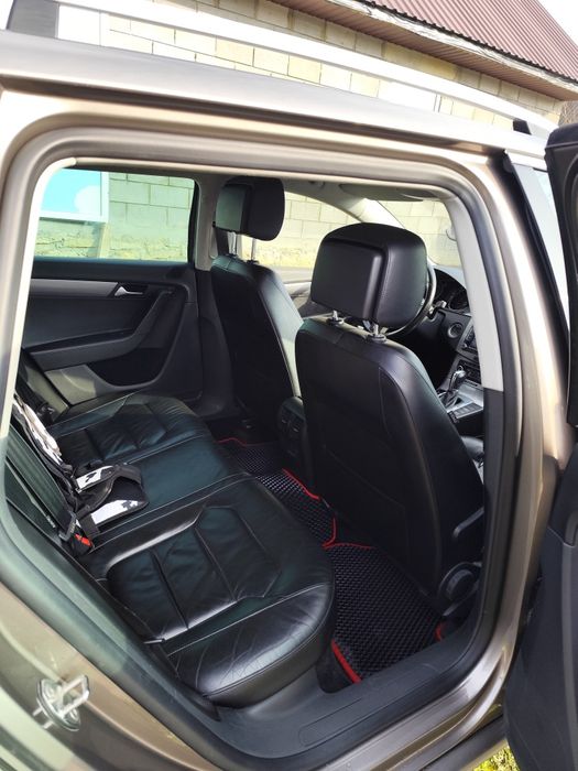 Volkswagen Passat 2011