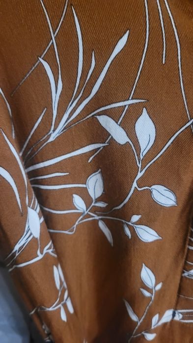 Sukienka reserved 34