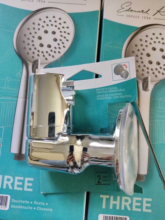 Vendo 3 cabeças de chuveiro novas Edouard Rousseu