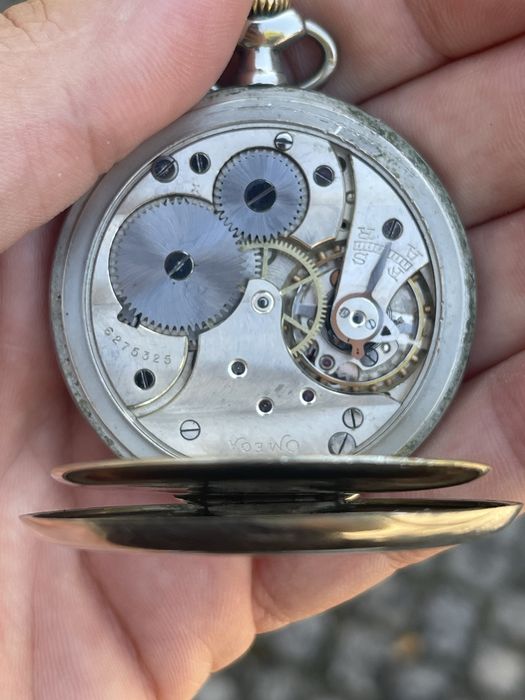 Omega de bolso em exelente estado